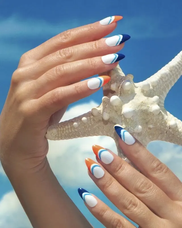 MV Nails Lounge & Spa — Nail salon in San Diego